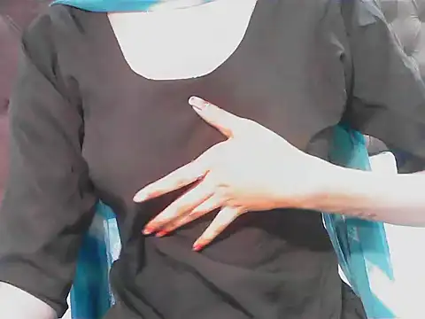 elize   online show from December 2025 03:37:02 AM