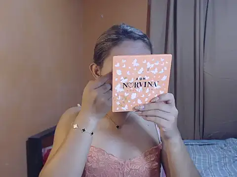 ur Katrina69 online show from April 2026 01:33:02 PM