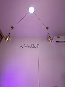 hade rosse online show from May 2026 03:42:01 PM