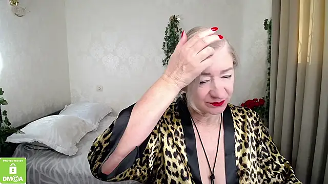 hunters woman online show from March 2026 07:12:02 AM