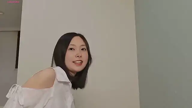 Snapshot of tsumugi_0721 chatting on February 2026 10:14:01 PM tsumugi 0721 online show from February 2026 10:14:01 PM