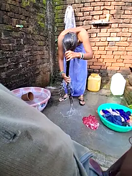 Snapshot of RAYI_Queen_3 chatting on October 2025 02:53:02 AM RAYI Queen 3 online show from October 2025 02:53:02 AM