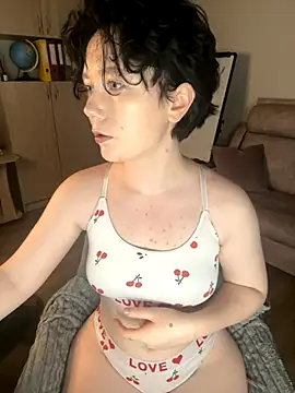 RinaShy online show from November 2025 05:02:01 AM