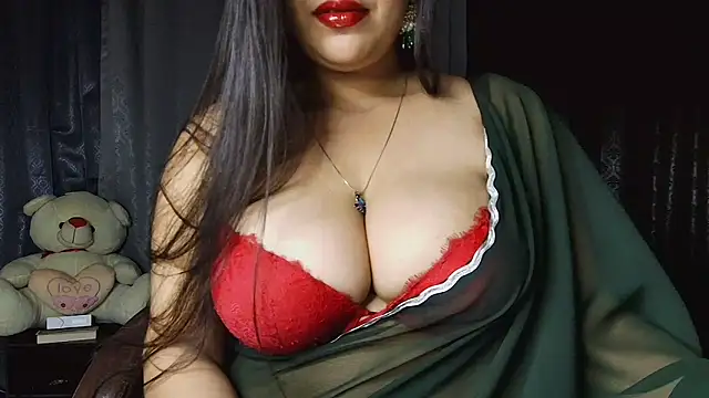 Snapshot of MissNasha chatting on May 2026 02:03:01 PM MissNasha online show from May 2026 02:03:01 PM