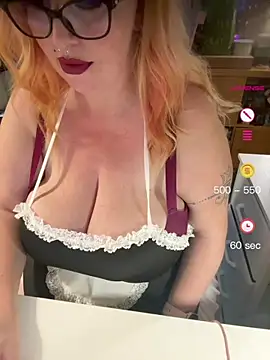 Snapshot of CurvyDoll_KateX chatting on July 2026 12:06:01 AM CurvyDoll KateX online show from July 2026 12:06:01 AM
