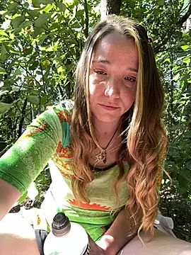 Snapshot of sashapulse chatting on October 2025 07:03:02 PM sashapulse online show from October 2025 07:03:02 PM