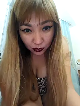 Snapshot of HellaWerlous chatting on September 2025 03:58:02 PM HellaWerlous online show from September 2025 03:58:02 PM