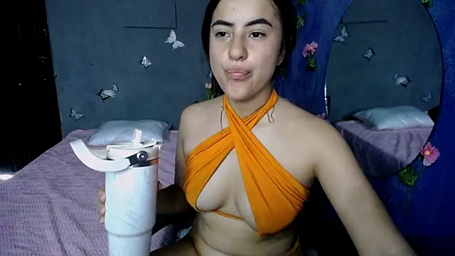 Snapshot of Karina_sweet1 chatting on October 2025 04:51:01 PM Karina sweet1 online show from October 2025 04:51:01 PM