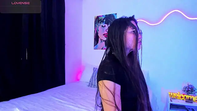 Dilan and Mia online show from September 2025 12:55:01 AM