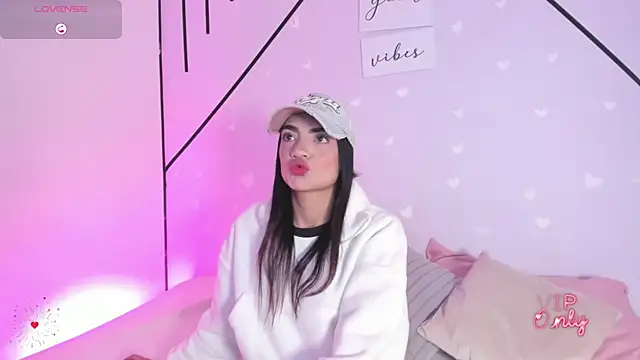 MiahCornell  online show from March 2026 08:04:01 PM