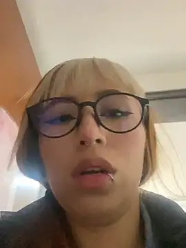 Sallem Pink online show from February 2026 11:14:02 AM