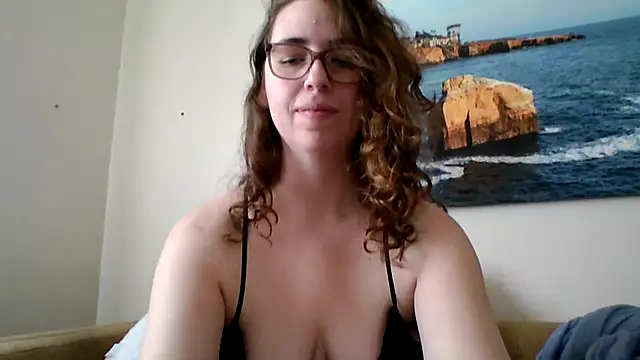 sweetsocalgirl online show from March 2026 09:22:02 PM