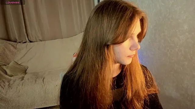 Snapshot of Nika_OMG chatting on September 2025 06:40:01 PM Nika OMG online show from September 2025 06:40:01 PM