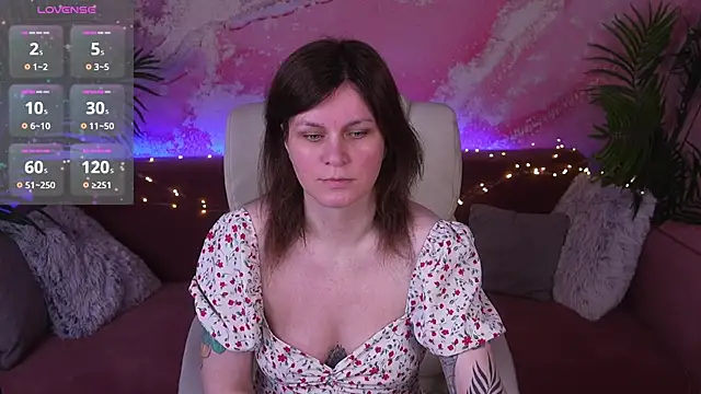TinaMelt online show from April 2026 06:32:01 PM