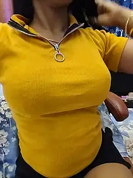 Snapshot of priya_26 chatting on June 2026 10:44:01 PM priya 26 online show from June 2026 10:44:01 PM