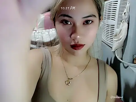 Snapshot of Rainea149 chatting on November 2025 02:32:02 PM Rainea149 online show from November 2025 02:32:02 PM