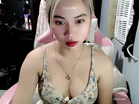 Snapshot of Rainea149 chatting on December 2025 05:38:02 AM Rainea149 online show from December 2025 05:38:02 AM