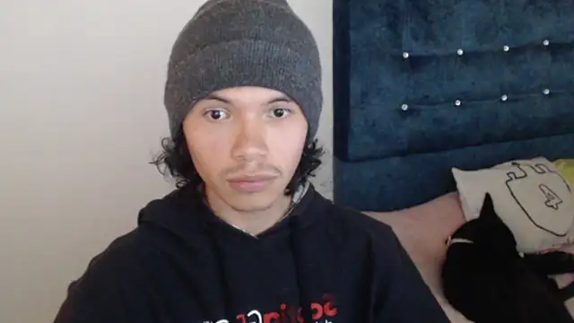 Snapshot of Xoxo_Smiles chatting on September 2025 06:40:02 PM Xoxo Smiles online show from September 2025 06:40:02 PM