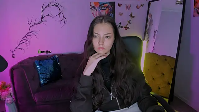 eva smiith  online show from January 2026 06:40:02 AM