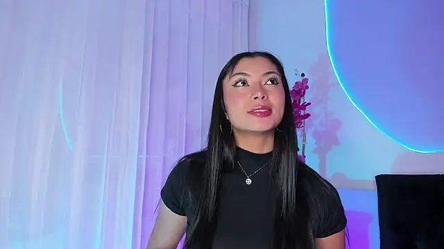  HAANNAH  online show from December 2025 07:53:02 PM