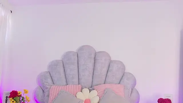 emma-conti2 online show from March 2026 12:55:01 PM