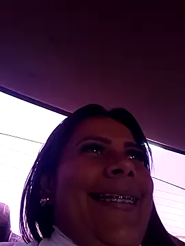 Snapshot of camila_rogue chatting on October 2025 05:00:01 PM camila rogue online show from October 2025 05:00:01 PM