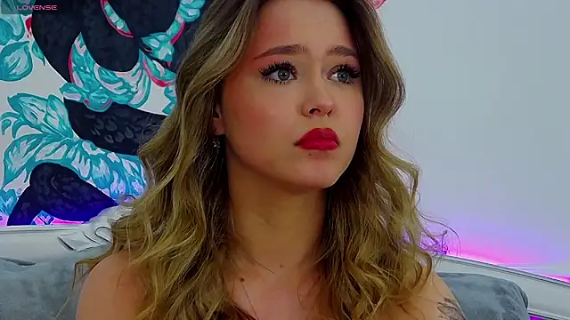 Snapshot of EvaMenders chatting on October 2025 01:32:02 PM EvaMenders online show from October 2025 01:32:02 PM