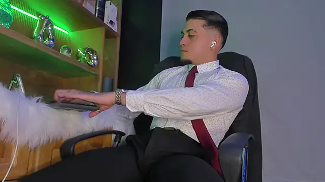 Gael williams1 online show from September 2025 06:02:02 AM