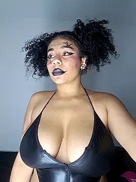 Snapshot of Yerystar chatting on November 2025 06:37:02 AM Yerystar online show from November 2025 06:37:02 AM