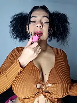 Snapshot of Yerystar chatting on November 2025 02:15:01 PM Yerystar online show from November 2025 02:15:01 PM