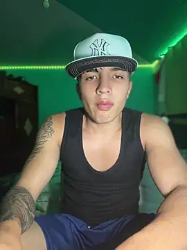 Snapshot of pabonsito chatting on June 2026 02:57:02 AM pabonsito online show from June 2026 02:57:02 AM
