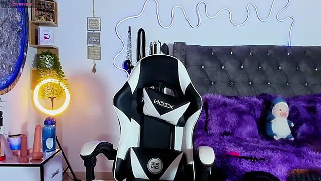 Katherine Rose online show from November 2025 11:05:01 PM