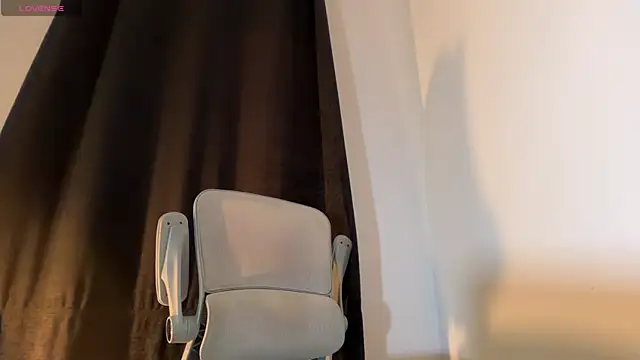 Snapshot of Angel_bunny2 chatting on November 2025 03:20:01 AM Angel bunny2 online show from November 2025 03:20:01 AM