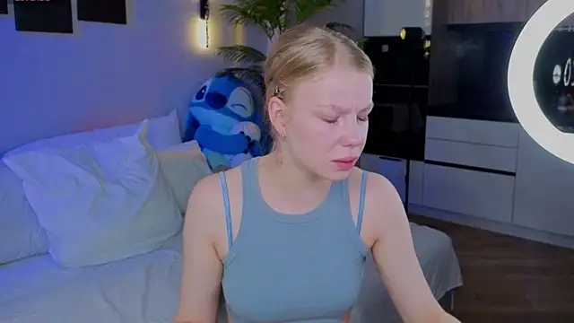 emilyshepar d online show from May 2026 02:19:01 AM