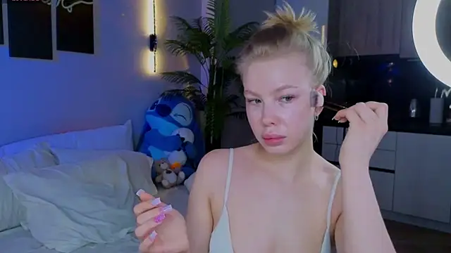 emilyshepar d online show from May 2026 02:28:01 AM