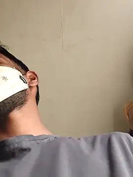 RAYI Queen 4 online show from December 2025 04:07:02 AM