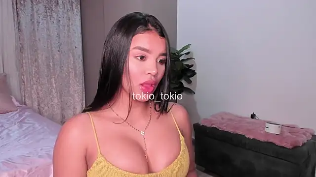 Snapshot of Tokio_Tokio chatting on January 2025 01:21:01 AM Tokio Tokio online show from January 2025 01:21:01 AM