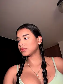 Snapshot of Tokio_Tokio chatting on November 2025 12:44:01 AM Tokio Tokio online show from November 2025 12:44:01 AM