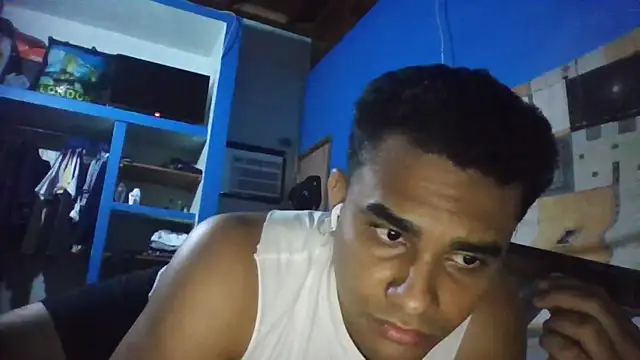 Snapshot of Edward_chubby chatting on September 2025 03:17:02 AM Edward chubby online show from September 2025 03:17:02 AM