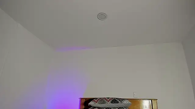 Snapshot of SusanClarck chatting on November 2025 05:51:01 AM SusanClarck online show from November 2025 05:51:01 AM