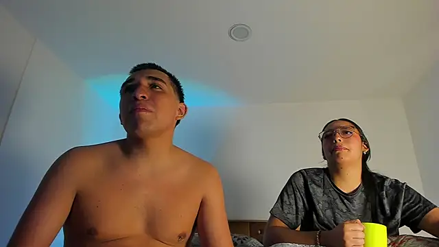 Snapshot of SusanClarck chatting on December 2025 03:33:01 AM SusanClarck online show from December 2025 03:33:01 AM