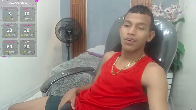 Snapshot of Rory_castro chatting on September 2025 11:05:02 PM Rory castro online show from September 2025 11:05:02 PM