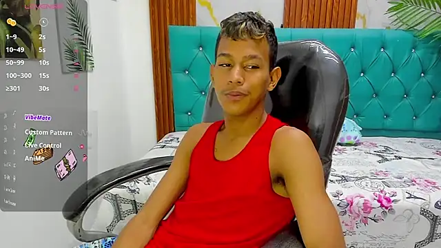 Snapshot of Rory_castro chatting on December 2025 10:36:01 PM Rory castro online show from December 2025 10:36:01 PM