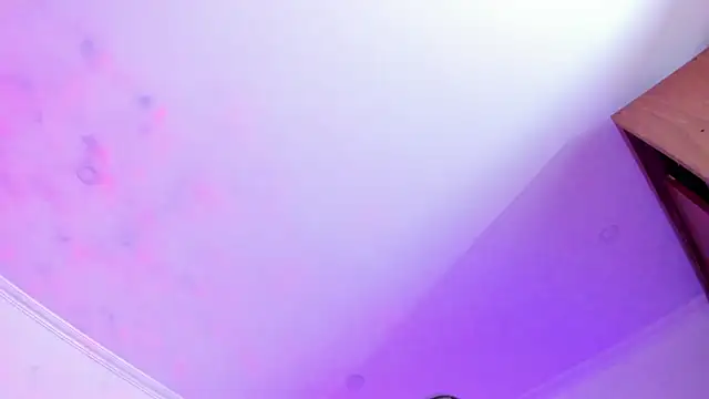 gabi steele online show from November 2025 05:12:01 PM