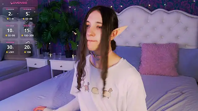 SilverMuse online show from February 2026 11:47:01 PM