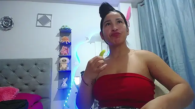 jesica wilson online show from May 2026 01:43:01 AM