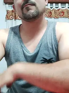 Bradd 32 online show from October 2025 02:11:02 AM