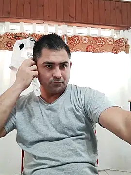 Snapshot of Bradd_32 chatting on April 2026 12:11:02 PM Bradd 32 online show from April 2026 12:11:02 PM