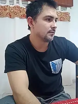 Snapshot of Bradd_32 chatting on June 2026 02:19:02 PM Bradd 32 online show from June 2026 02:19:02 PM