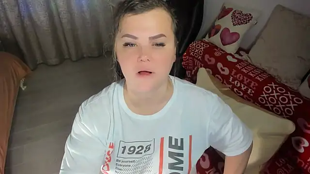 MildMature online show from January 2025 10:39:01 PM